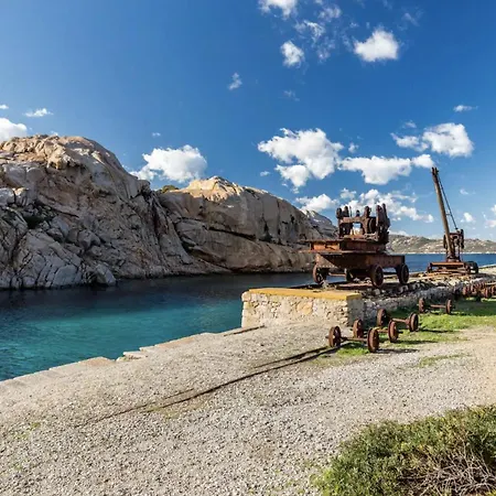 Residence Cala Francese - Case Sul Mare La Maddalena  Exterior photo