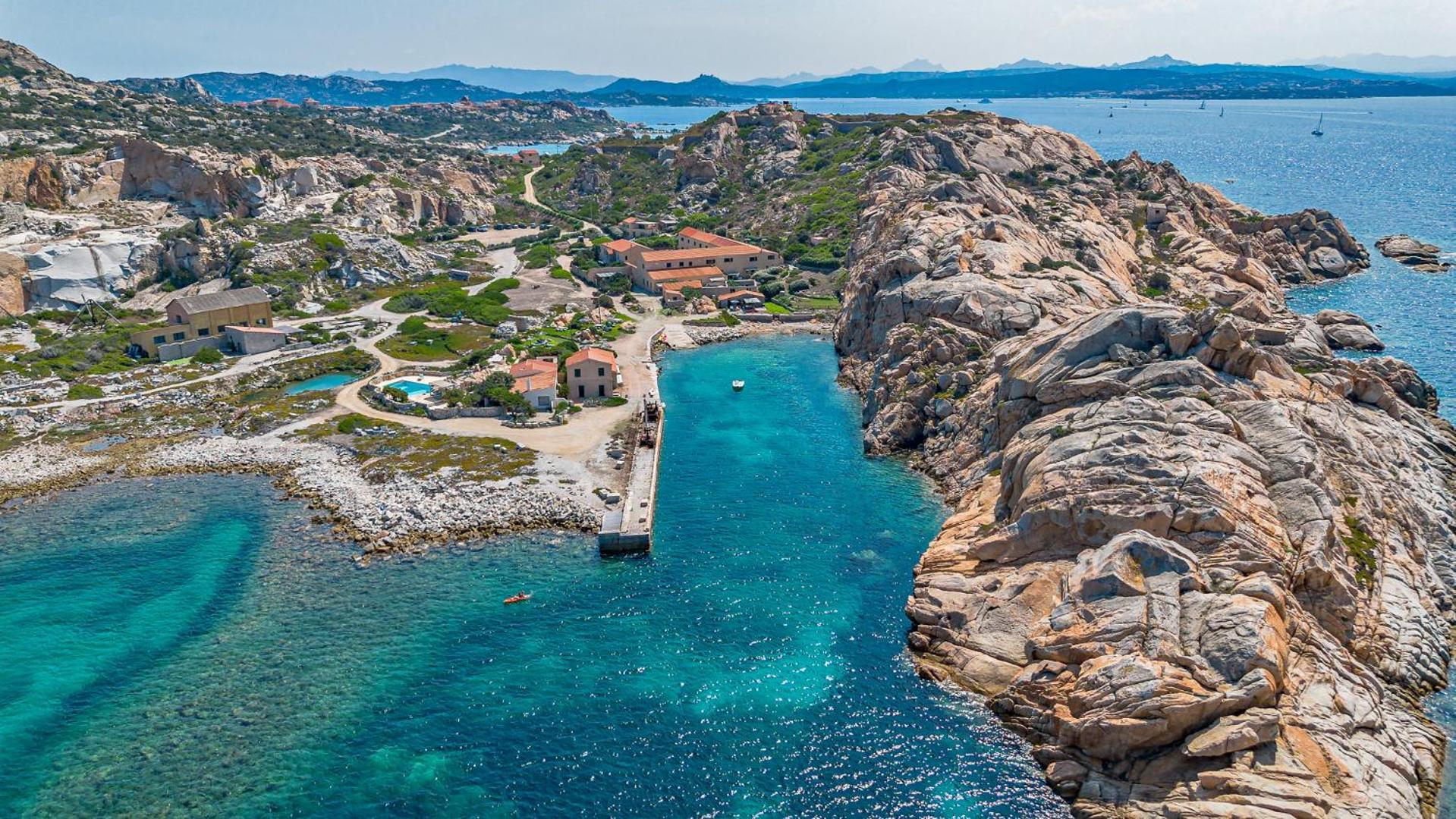 Cala Francese - Sul Mare * La Maddalena (Sassari)
