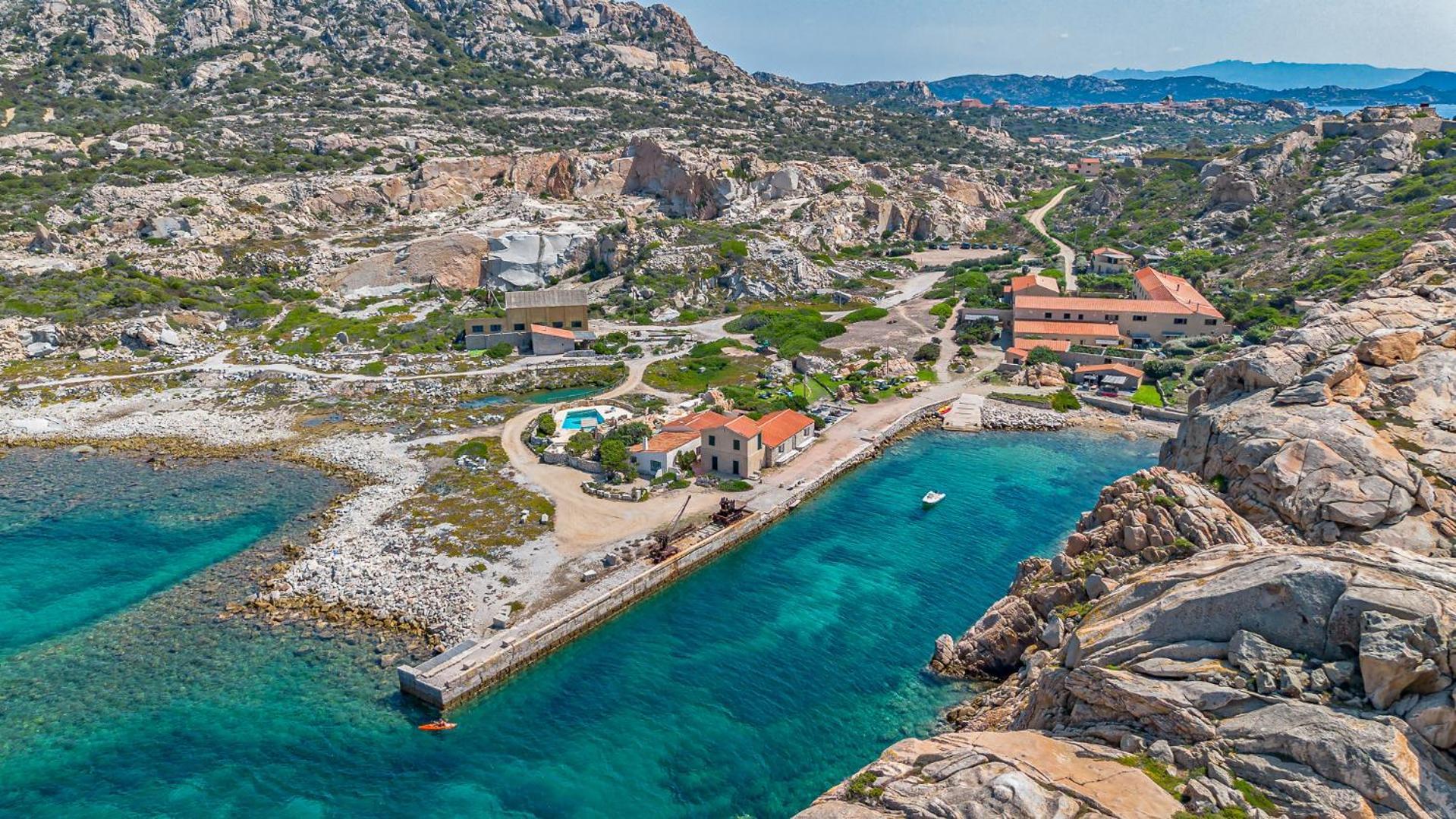 Cala Francese - Sul Mare La Maddalena (Sassari)